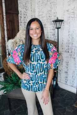 Classic Embroidered Puff Sleeve Top<Allie Lynn's Boutique Hot