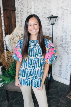 Classic Embroidered Puff Sleeve Top<Allie Lynn's Boutique Hot