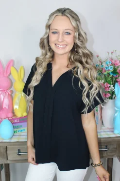 Essential Top "Black"<Allie Lynn's Boutique Outlet