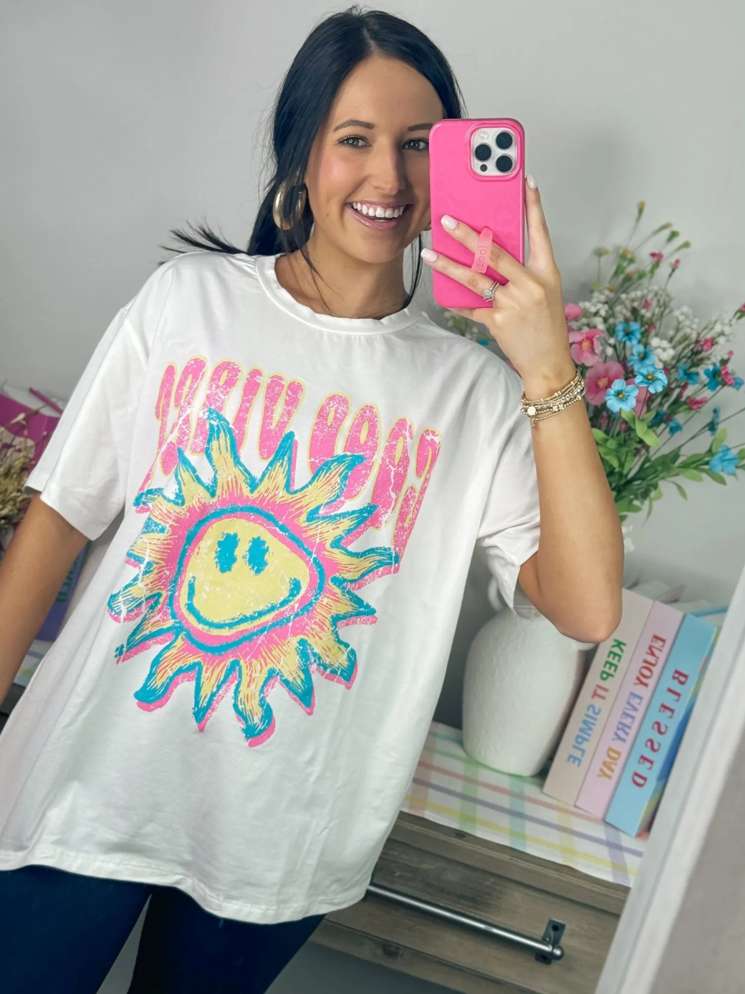Good Vibes Sunshine Graphic Tee "Ivory"<Allie Lynn's Boutique New