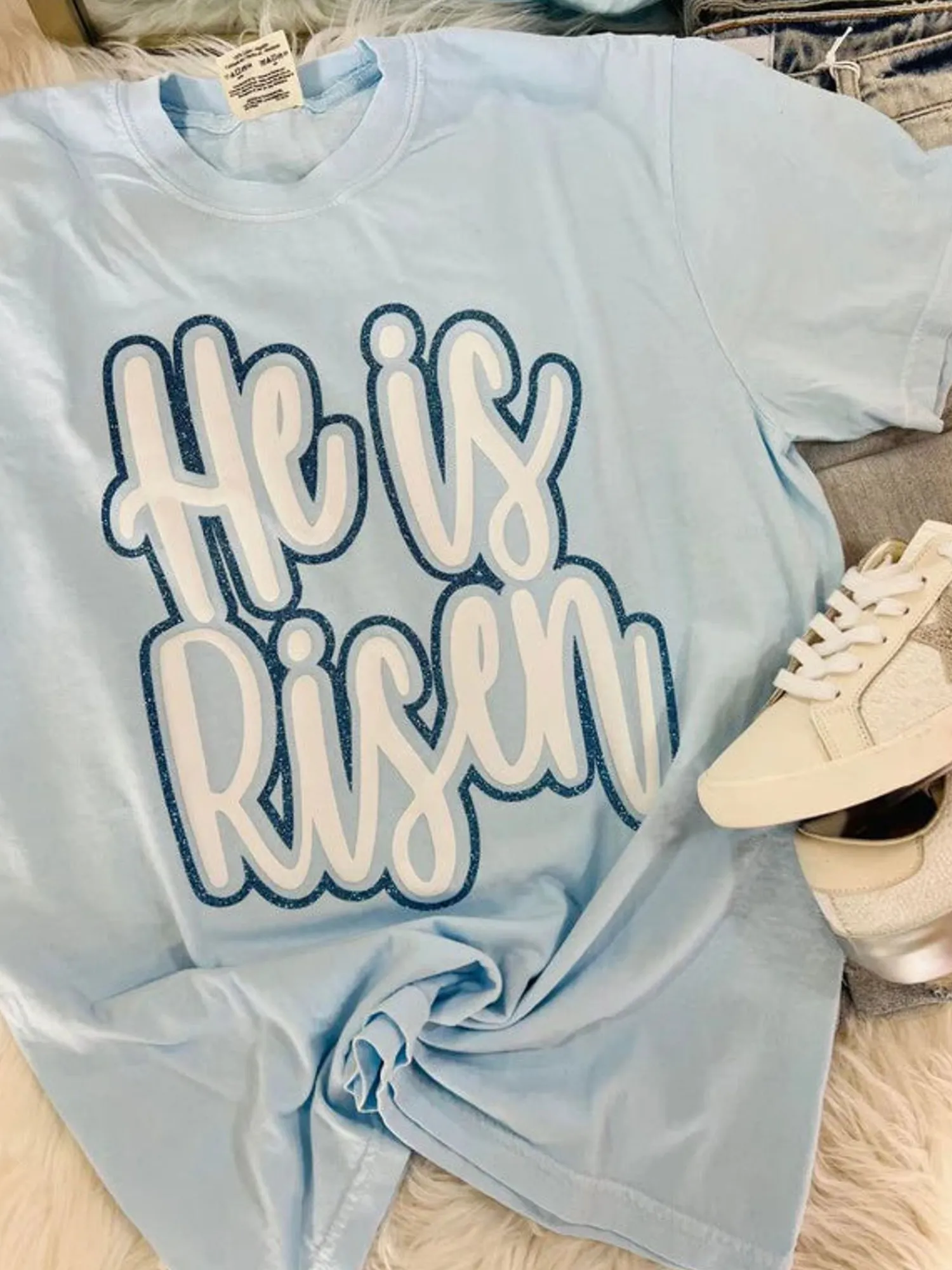 He Is Risen Glitter Graphic Tee<Allie Lynn's Boutique New