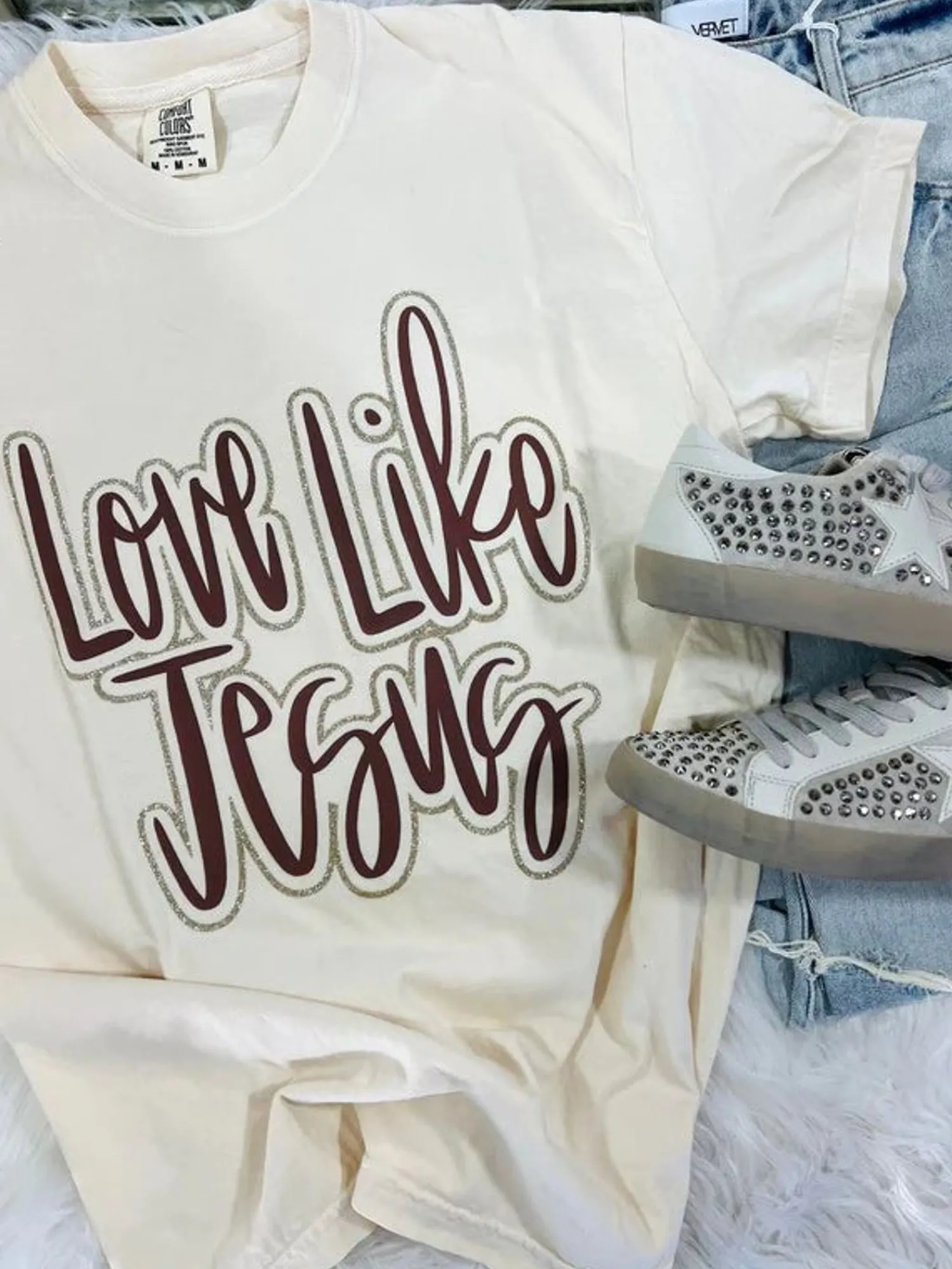 Love Like Jesus Glitter Graphic Tee<Allie Lynn's Boutique Sale