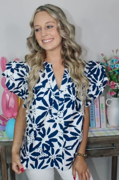 Navy U0026 White Mix Ruffle Top<Allie Lynn's Boutique Sale