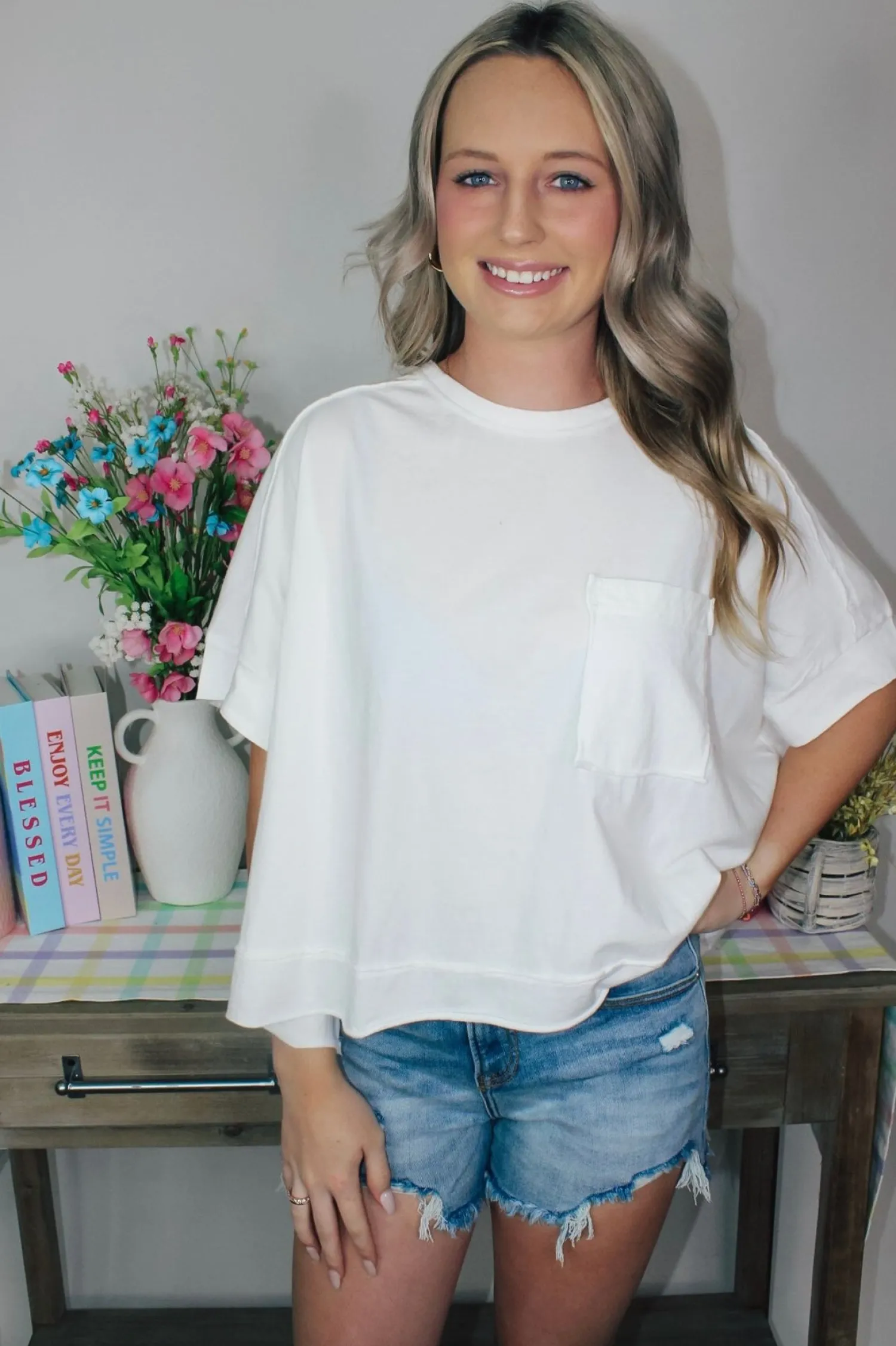 Oversized Washed Crop Top "White"<Allie Lynn's Boutique Outlet