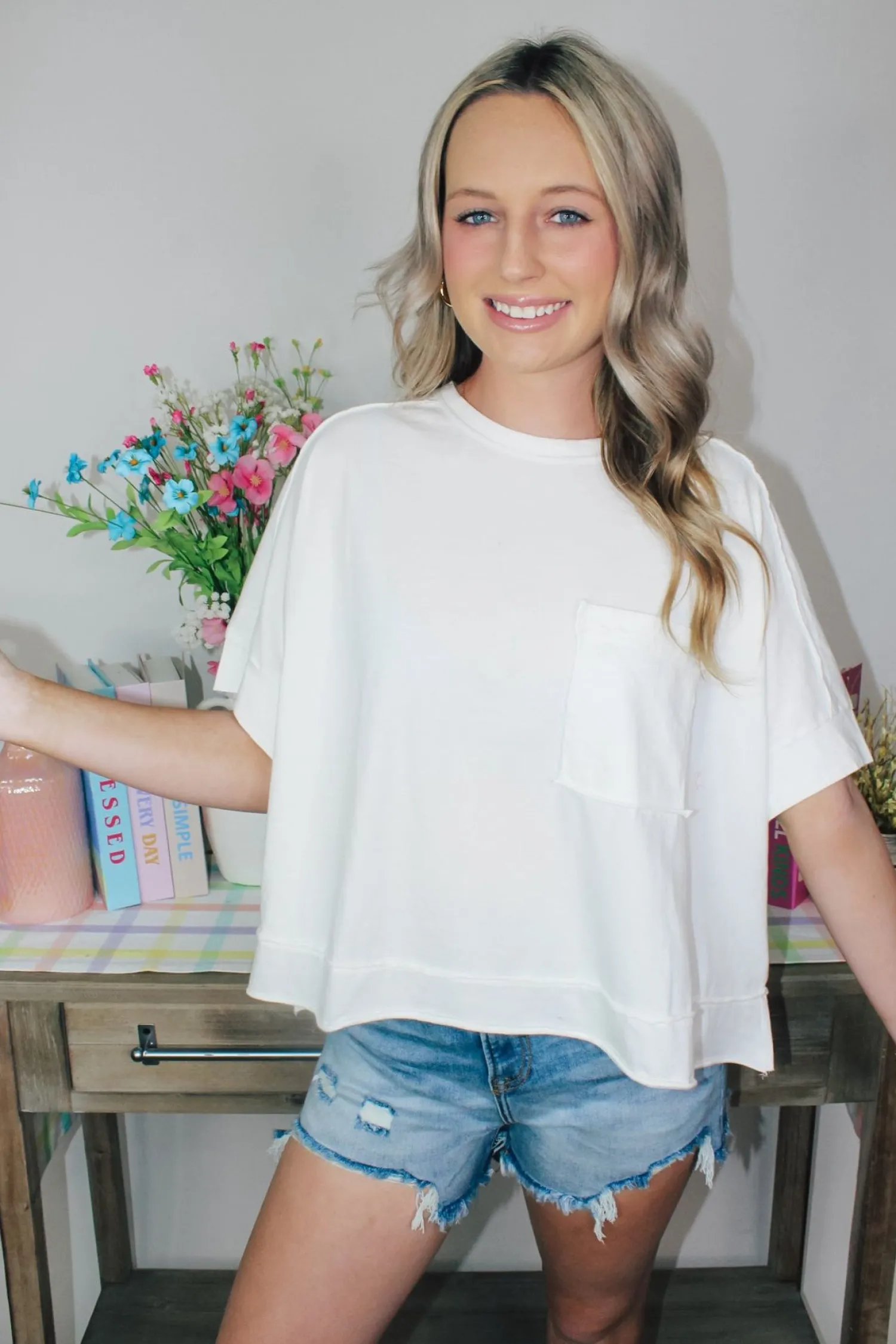 Oversized Washed Crop Top "White"<Allie Lynn's Boutique Outlet